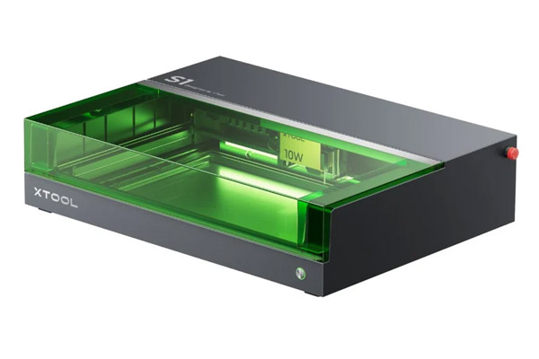 An image of an xTool laser cutter and engraver